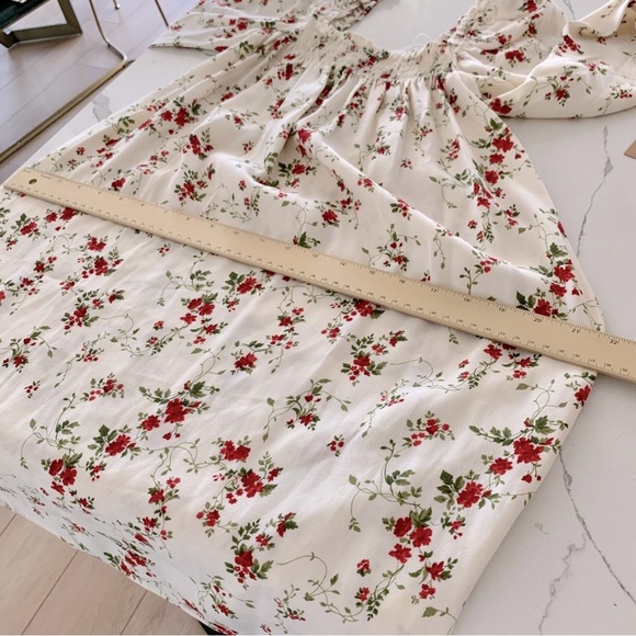 Reformation Hudsen Dress in Annaliese Mini Floral Vines Print - Picture 12 of 16